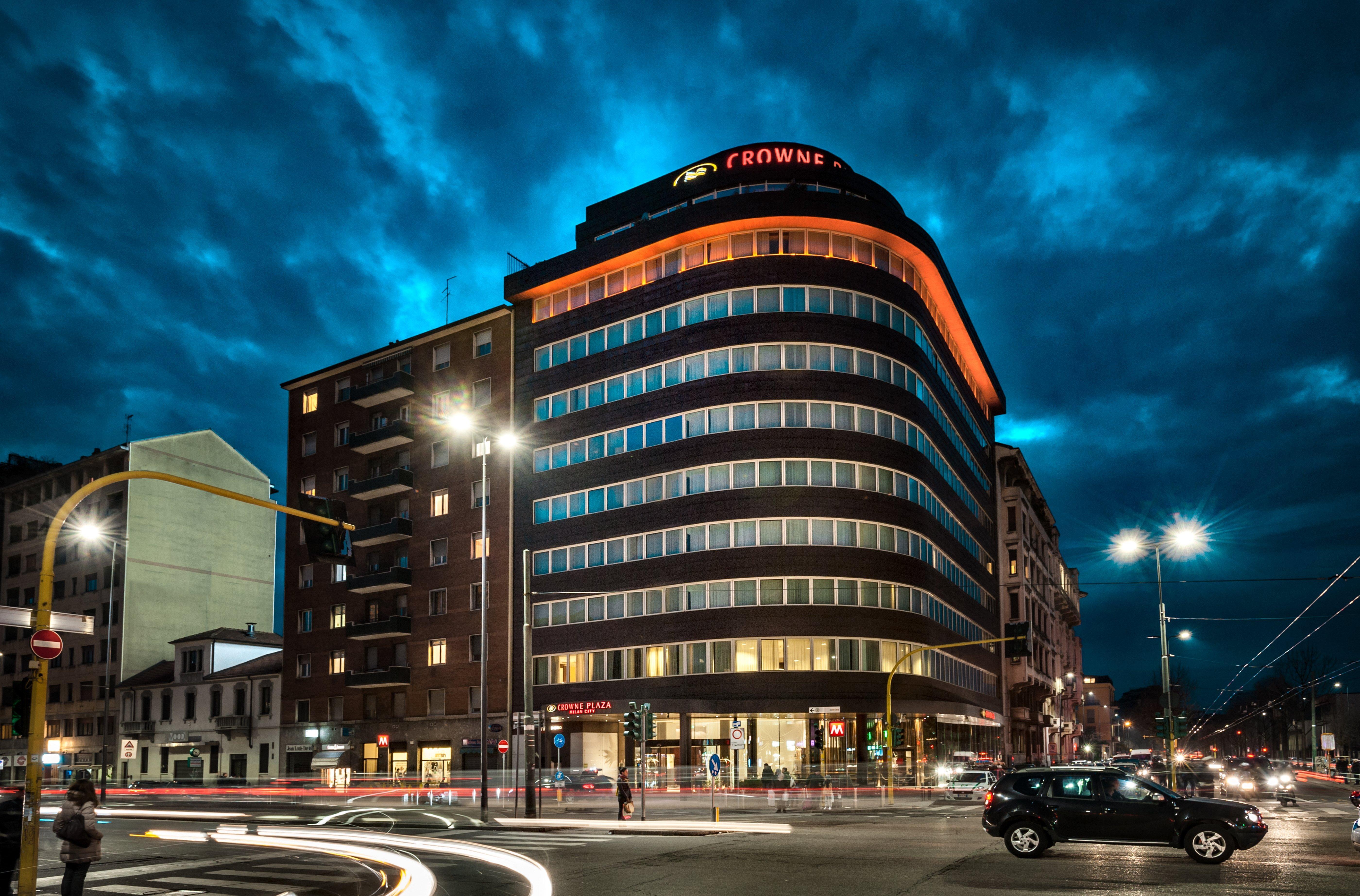 Crowne Plaza Milan City By Ihg Exterior photo