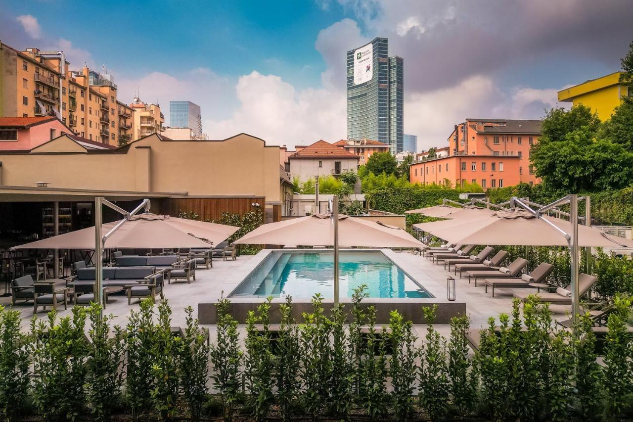 Crowne Plaza Milan City By Ihg Exterior photo
