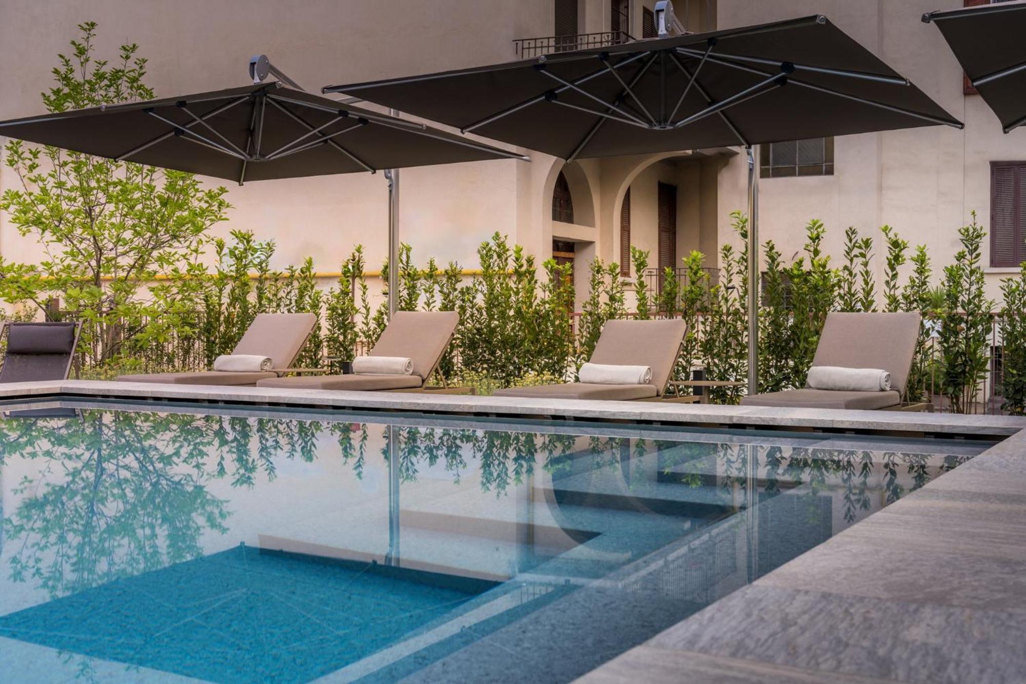 Crowne Plaza Milan City By Ihg Exterior photo